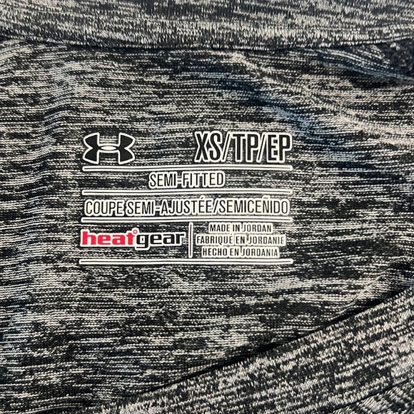 Under Armour Dry fit semi fitted tshirt - Picture 3 of 3